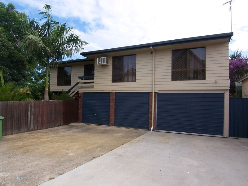 11 Lennon Lane, North Ipswich QLD 4305