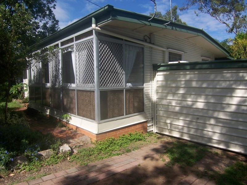 24 Tarcoola Street, East Ipswich QLD 4305