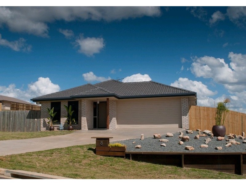 8 Truscot Court, Fernvale QLD 4306