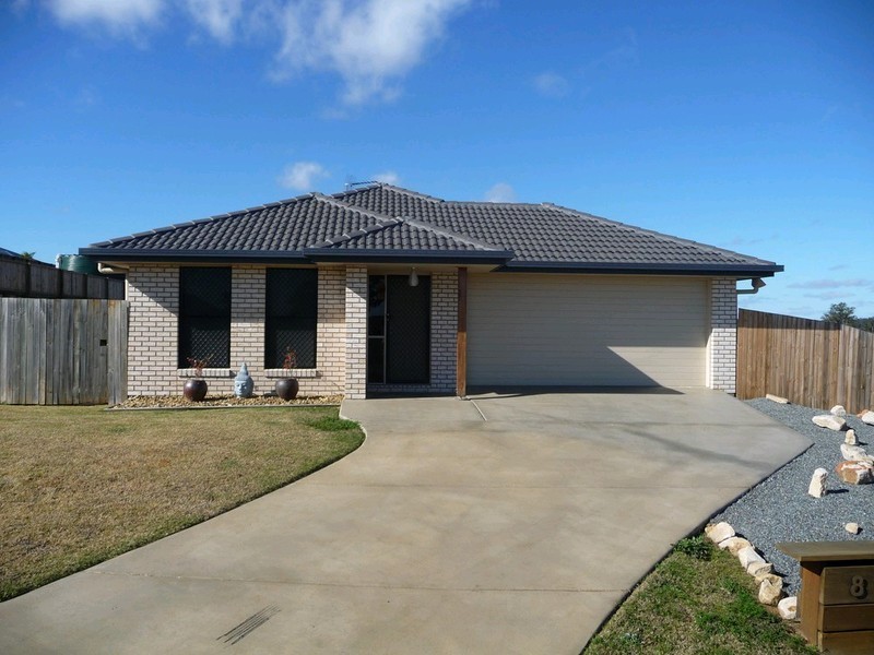 8 Truscot Court, Fernvale QLD 4306