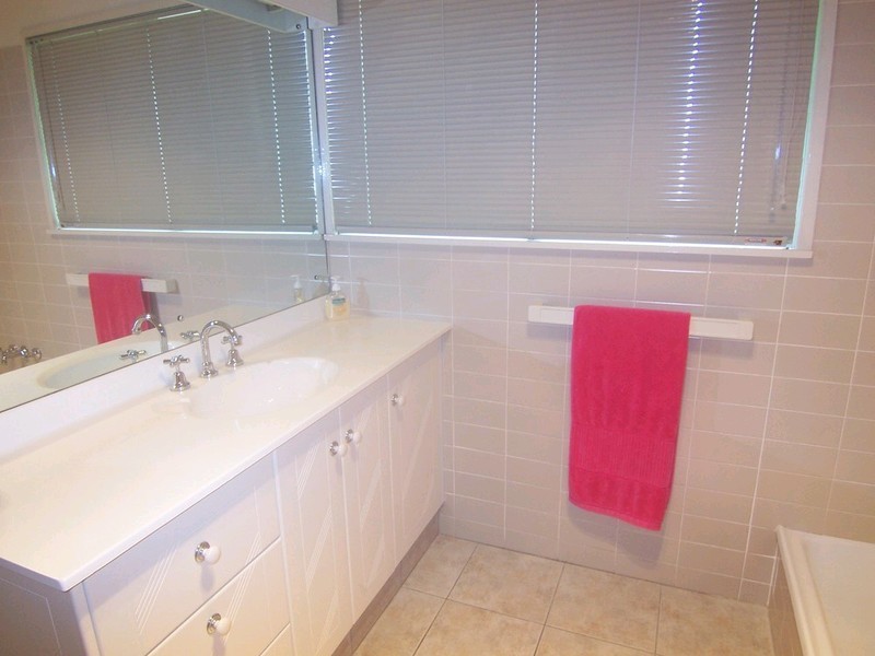 57 Waterworks Road, North Ipswich QLD 4305