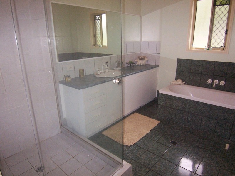 63 Lansdowne Way, Chuwar QLD 4306