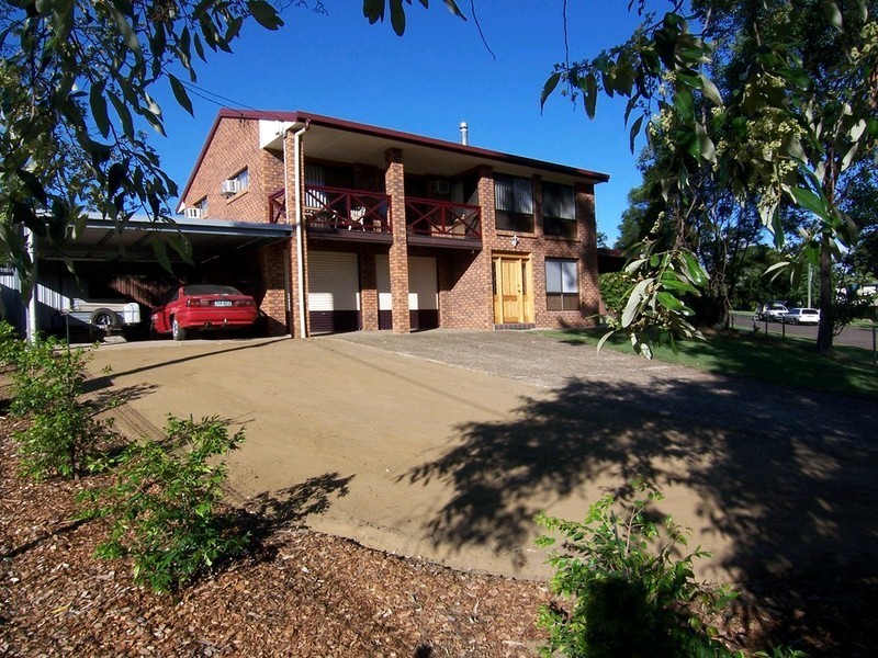 8 Paice Street, Bundamba QLD 4304