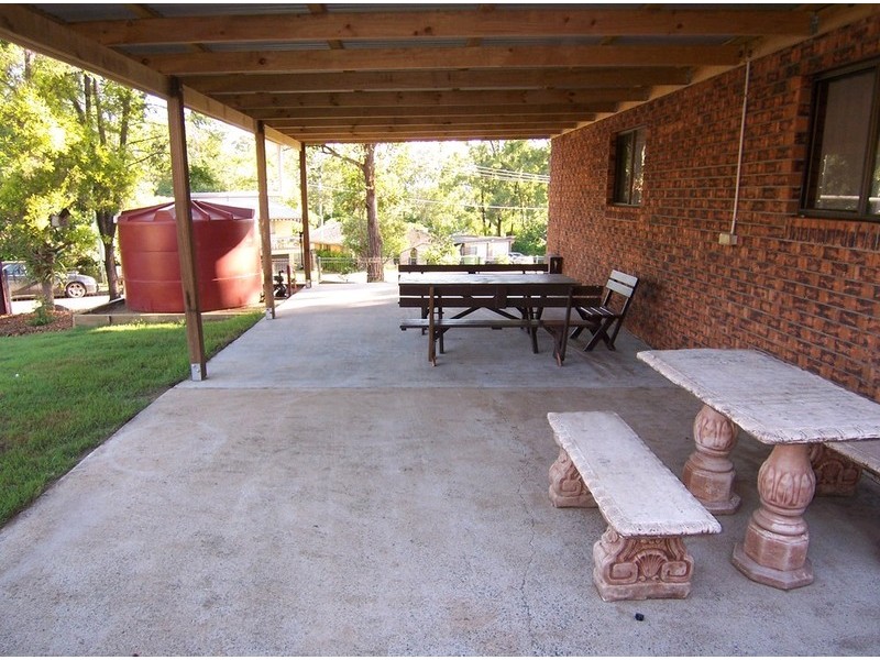 8 Paice Street, Bundamba QLD 4304