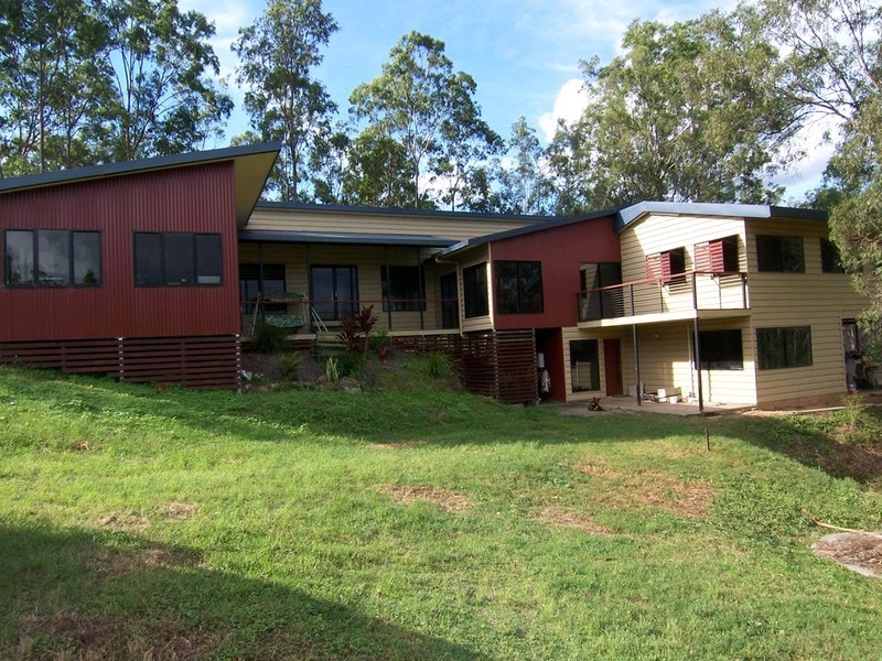207 George Holt Drive, Mount Crosby QLD 4306