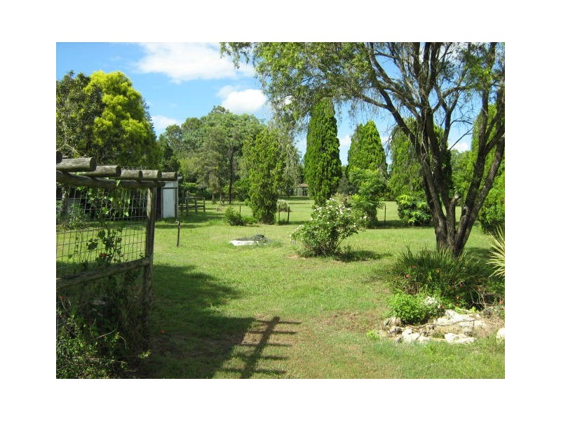 52 Hanlon Street, Bundamba QLD 4304