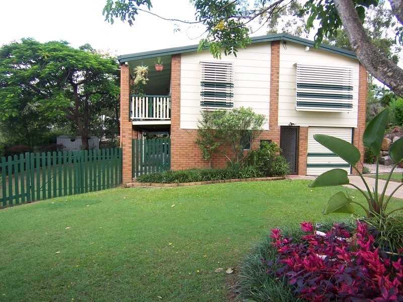 32 Upper McCormack Street, Bundamba QLD 4304