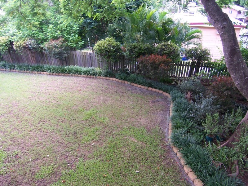 32 Upper McCormack Street, Bundamba QLD 4304