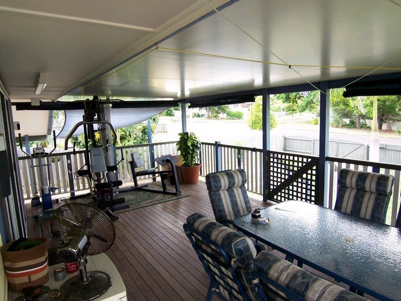 9 Everdina Street, Leichhardt QLD 4305