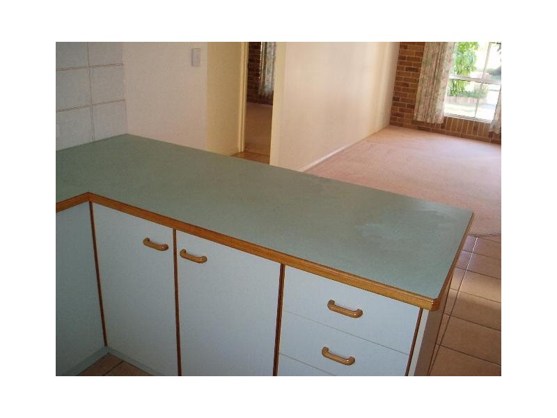 33 Helen Street, North Booval QLD 4304