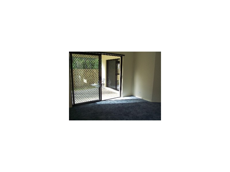 8 Berkeley Circuit, Bellbird Park QLD 4300