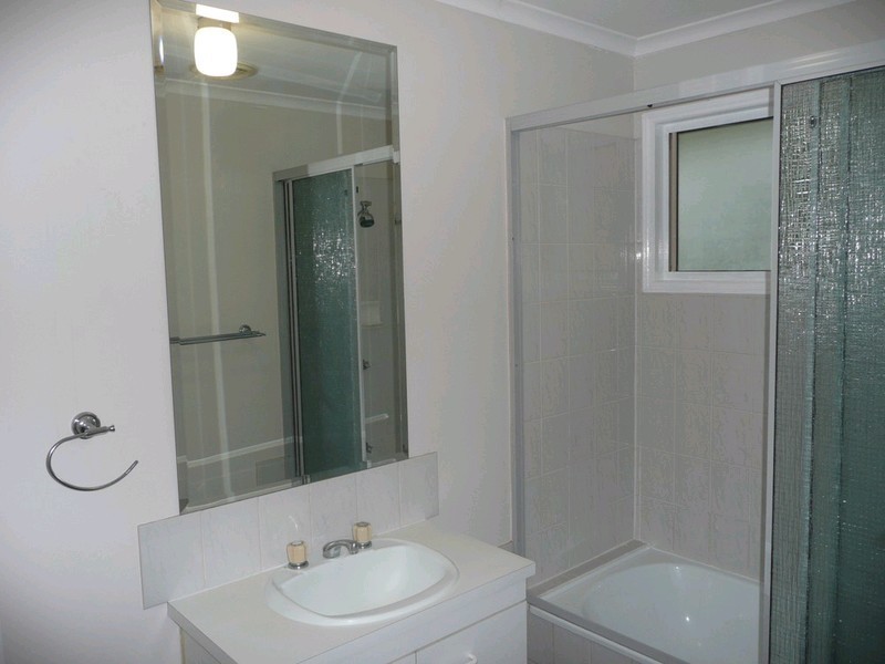 31 Joseph Street, Dinmore QLD 4303