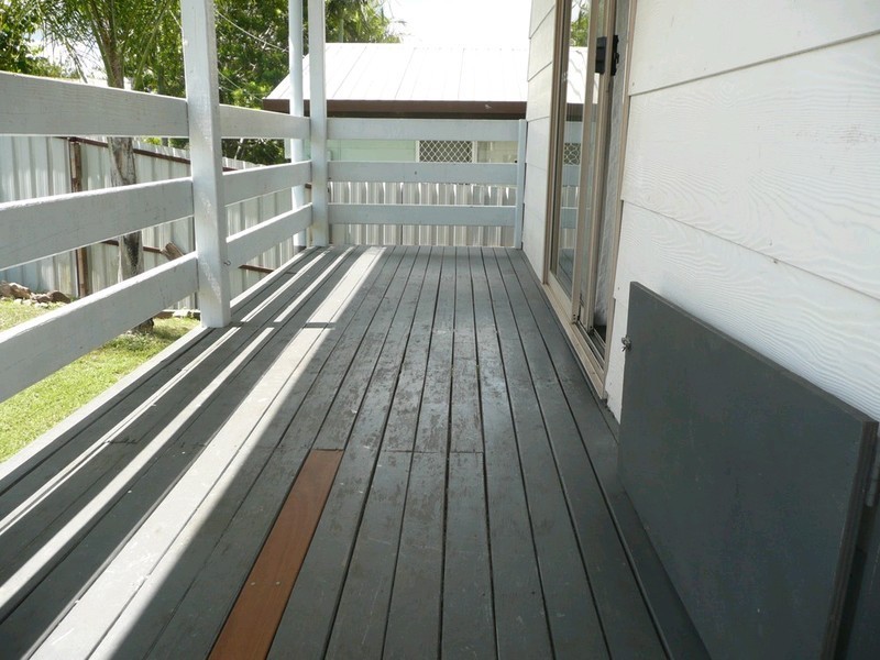 31 Joseph Street, Dinmore QLD 4303