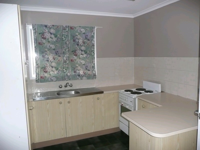 31 Joseph Street, Dinmore QLD 4303