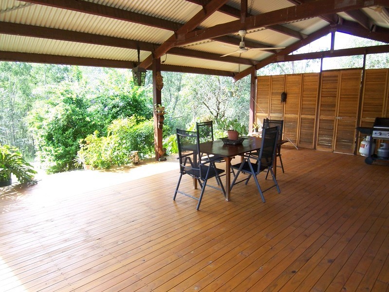 737 Mount Crosby Road, Karana Downs QLD 4306