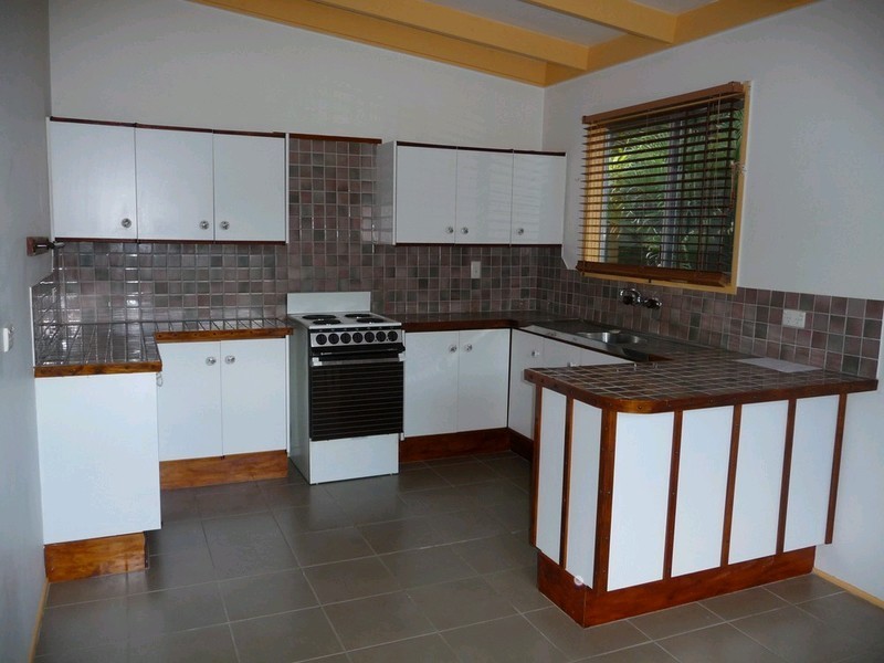 15 David Street, North Booval QLD 4304