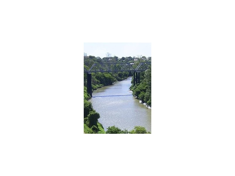 30 The Terrace, North Ipswich QLD 4305