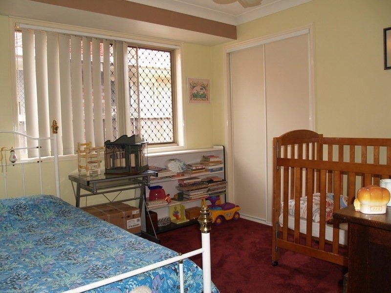 16 Kentia Circuit, Flinders View QLD 4305