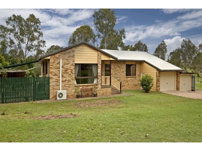 245 Wanora Road, Glamorgan Vale QLD 4306