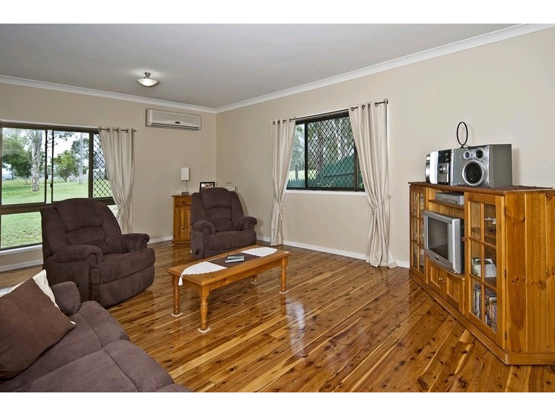 245 Wanora Road, Glamorgan Vale QLD 4306
