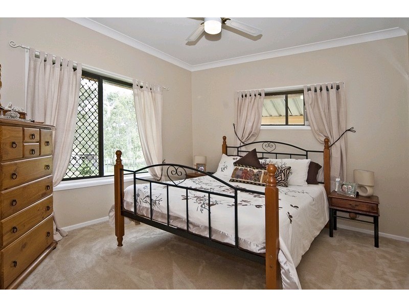 245 Wanora Road, Glamorgan Vale QLD 4306