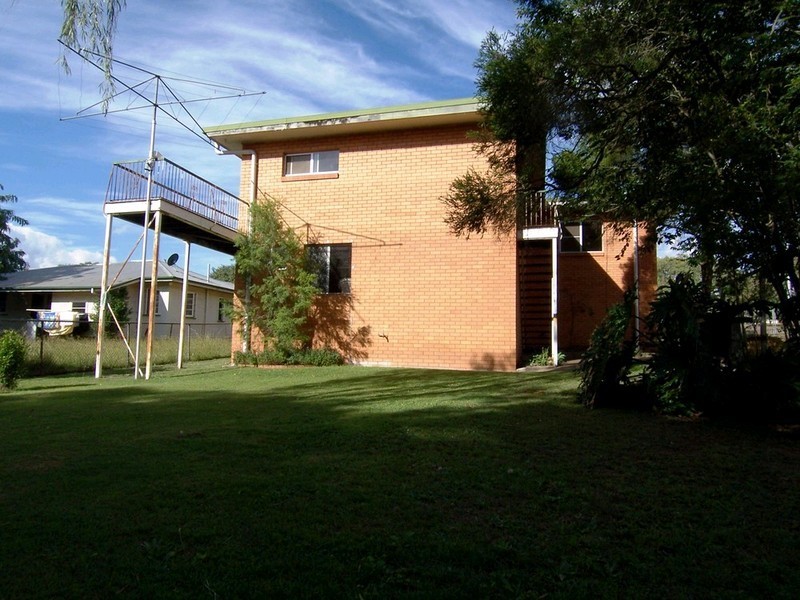 1A Lion Street, Ipswich QLD 4305