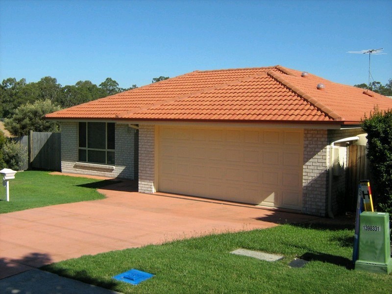 1 Cedarwood Drive, Brassall QLD 4305