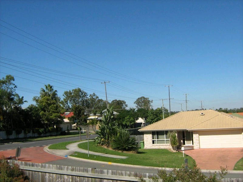 1 Cedarwood Drive, Brassall QLD 4305
