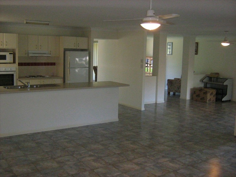 1 Cedarwood Drive, Brassall QLD 4305