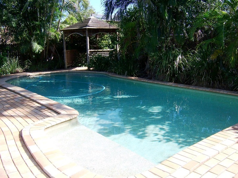 48-50 Oxley Drive, Karalee QLD 4306