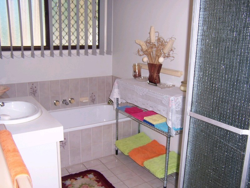 34 Burgoyne Street, Bundamba QLD 4304