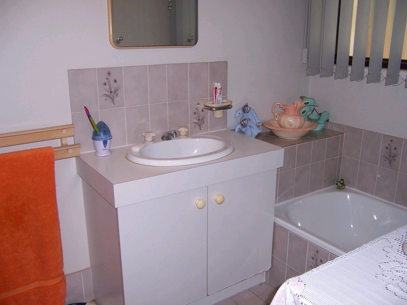 34 Burgoyne Street, Bundamba QLD 4304