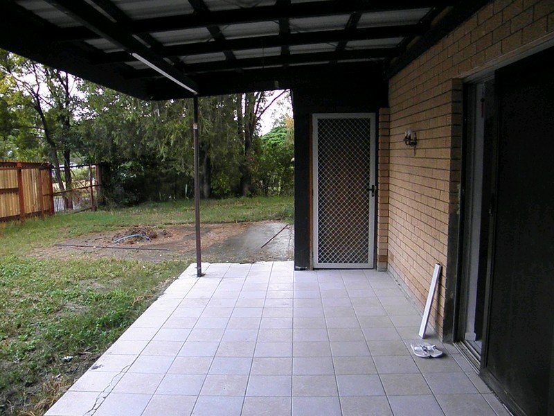 35 Caroline Street, Riverview QLD 4303