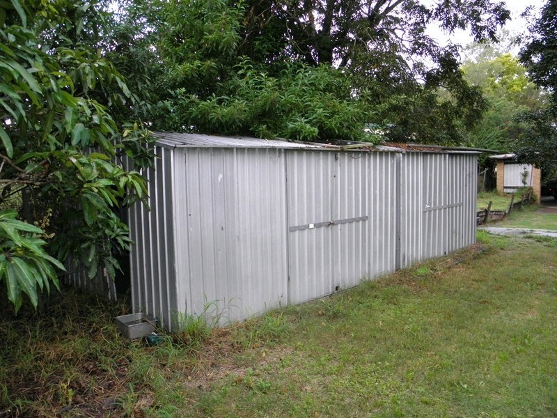 35 Caroline Street, Riverview QLD 4303