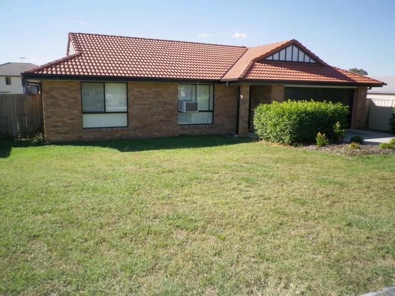 11 Anna Drive, Raceview QLD 4305