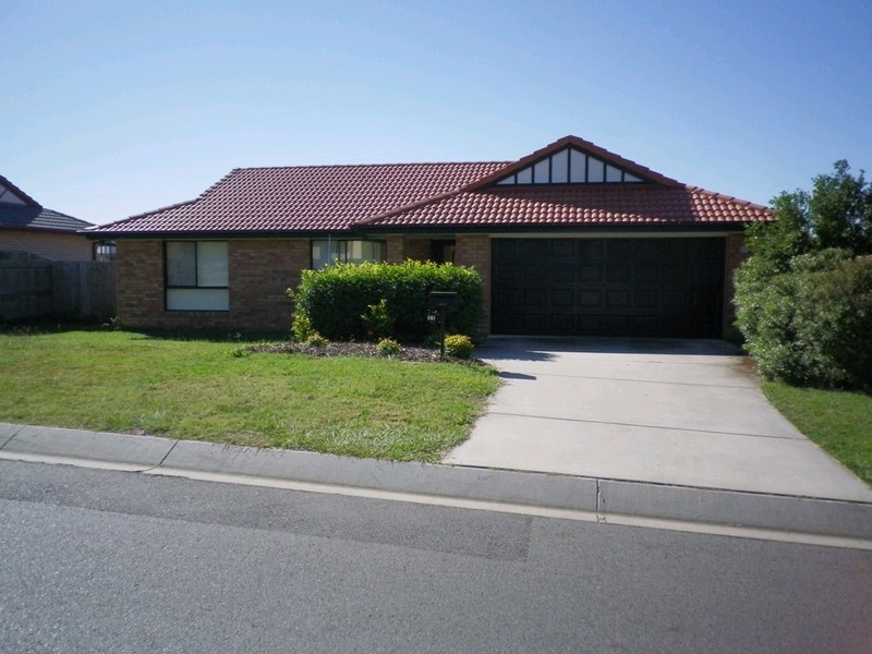 11 Anna Drive, Raceview QLD 4305