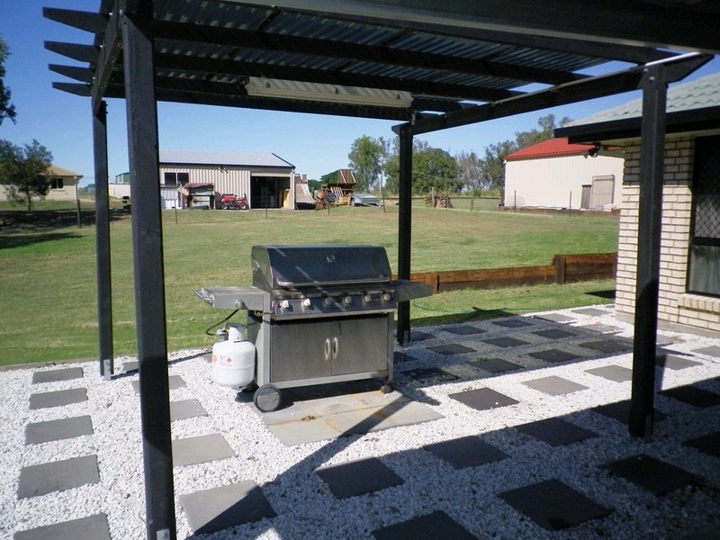 34 Glencoe Place, Thagoona QLD 4306