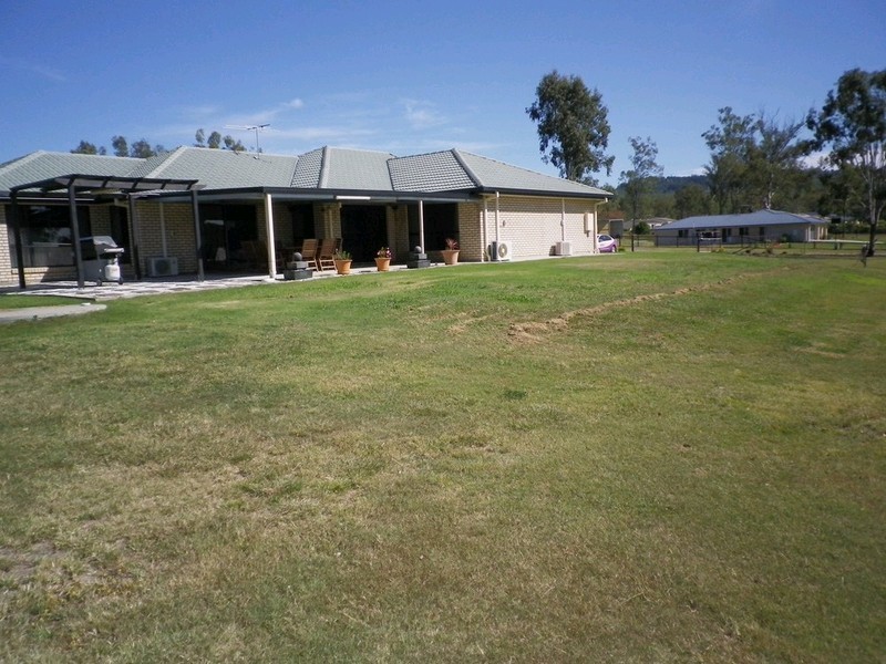 34 Glencoe Place, Thagoona QLD 4306