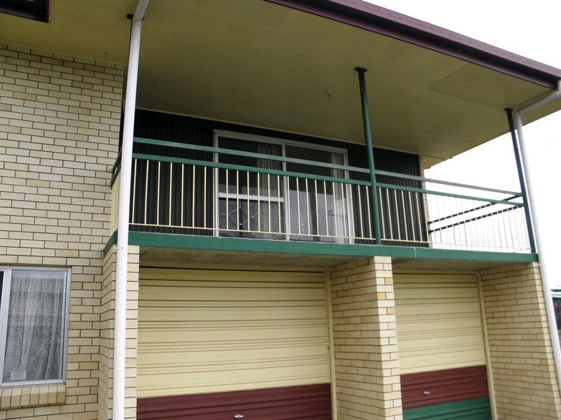 46 Logan Street, North Booval QLD 4304