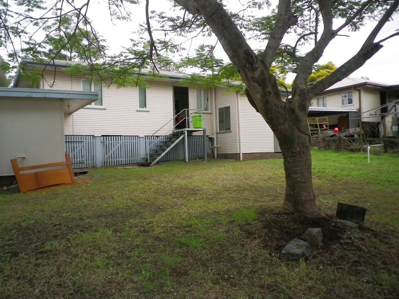 90 Old Ipswich Road, Riverview QLD 4303