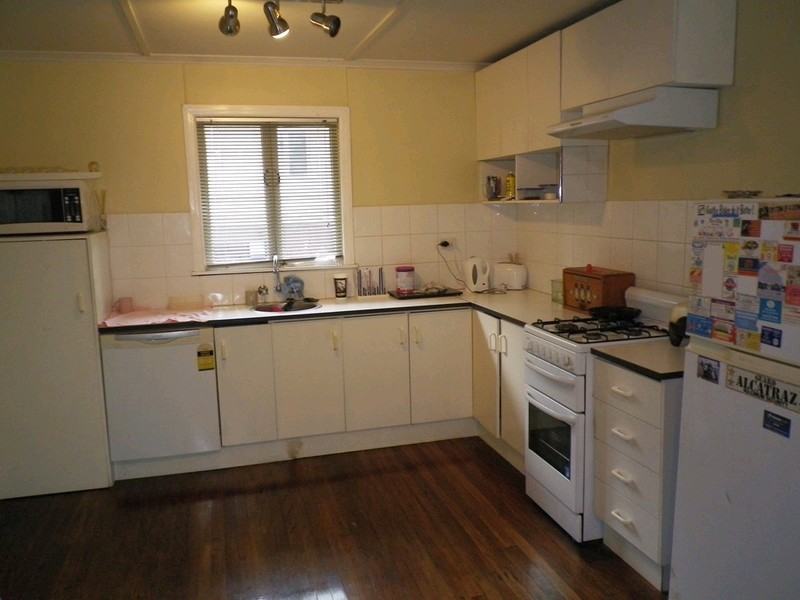 90 Old Ipswich Road, Riverview QLD 4303