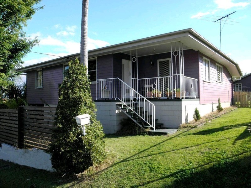 11 Macalister Street, Ipswich QLD 4305