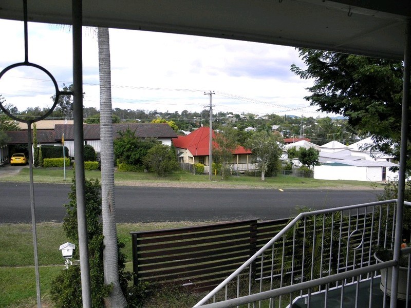 11 Macalister Street, Ipswich QLD 4305