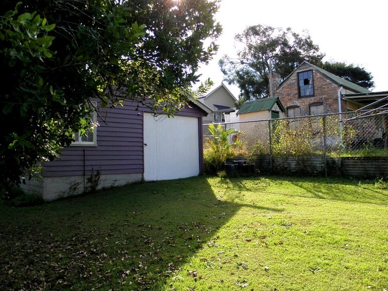 11 Macalister Street, Ipswich QLD 4305