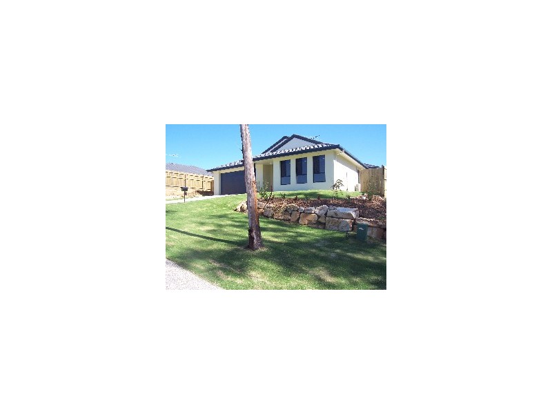 8 Berkeley Circuit, Bellbird Park QLD 4300