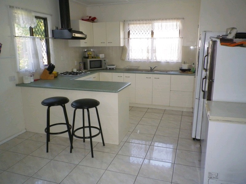 45 Earl Street, Dinmore QLD 4303