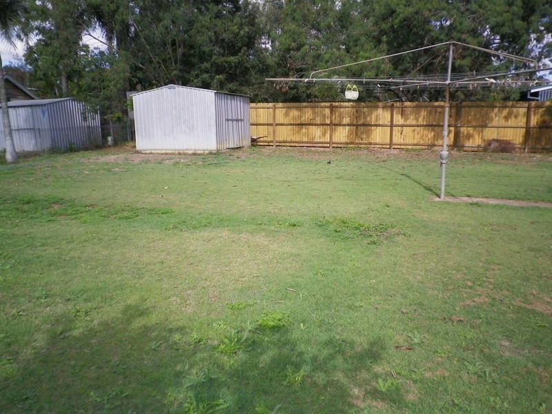 45 Earl Street, Dinmore QLD 4303