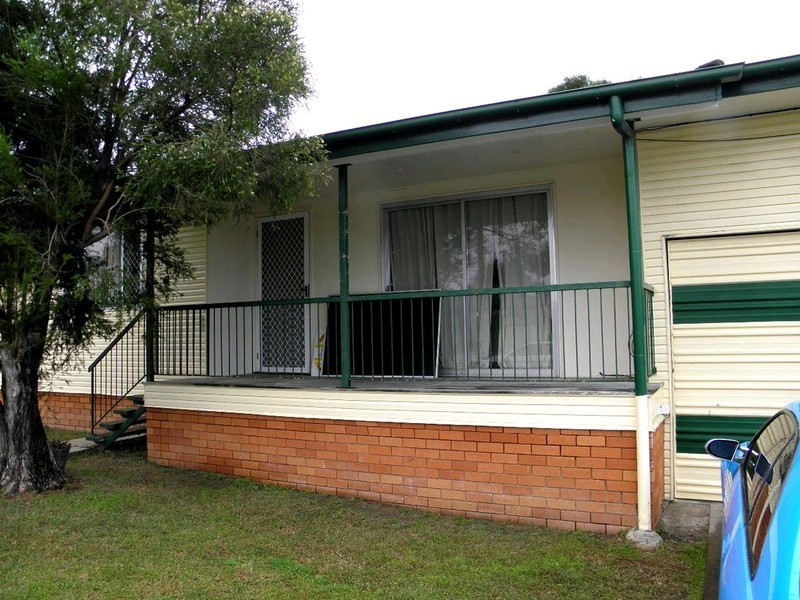 18 Trudy Street, Raceview QLD 4305