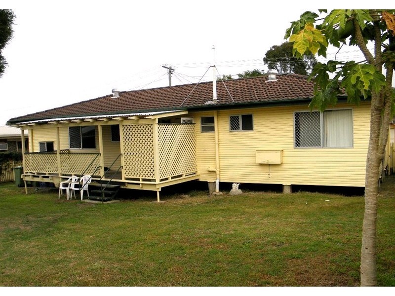 18 Trudy Street, Raceview QLD 4305
