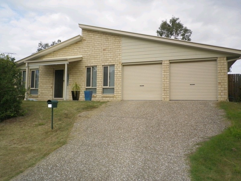 17 Comona Court, Wulkuraka QLD 4305
